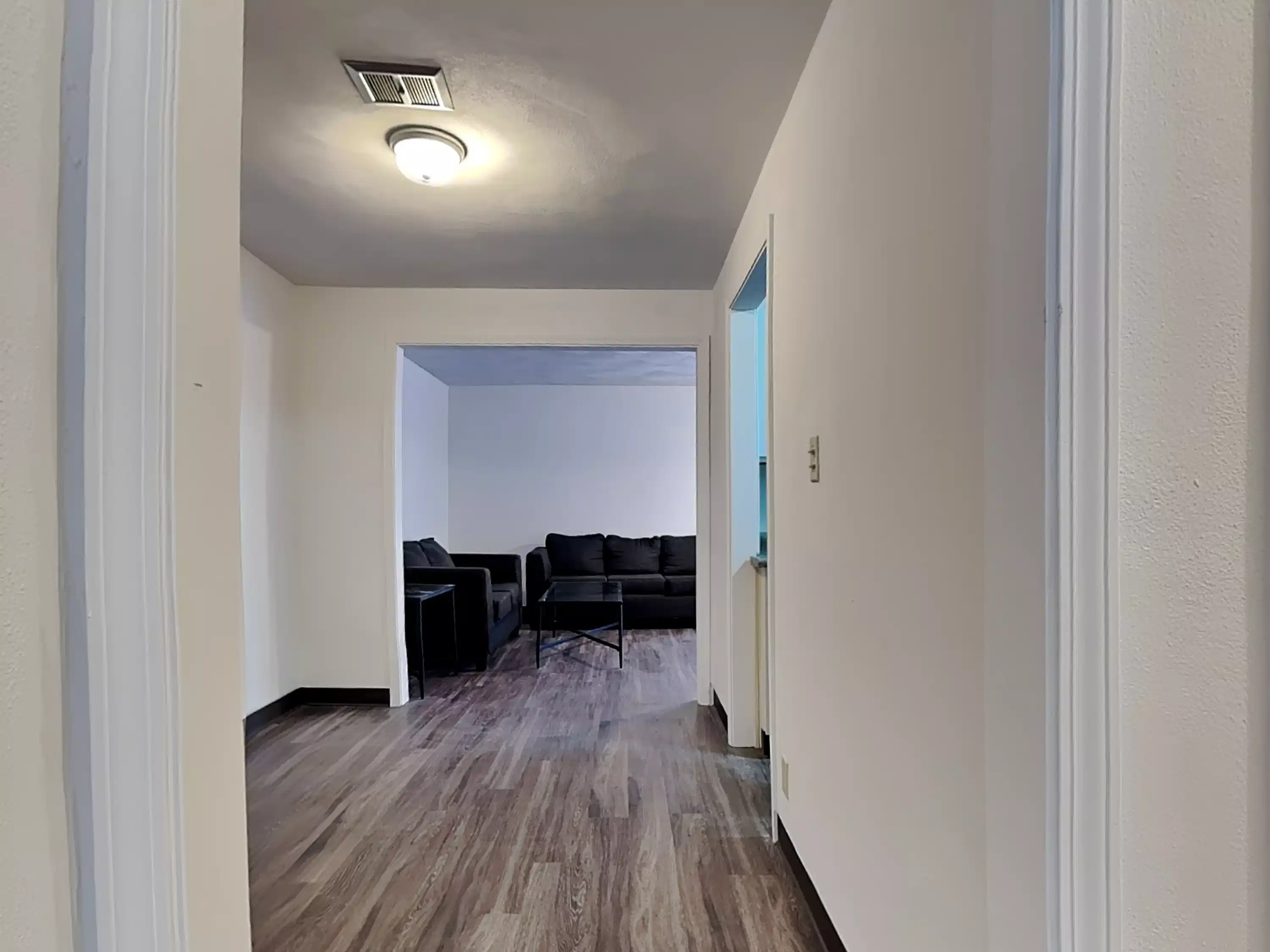 807 S Locust St-7, Champaign - Champaign, Illinois, United States - Common Area