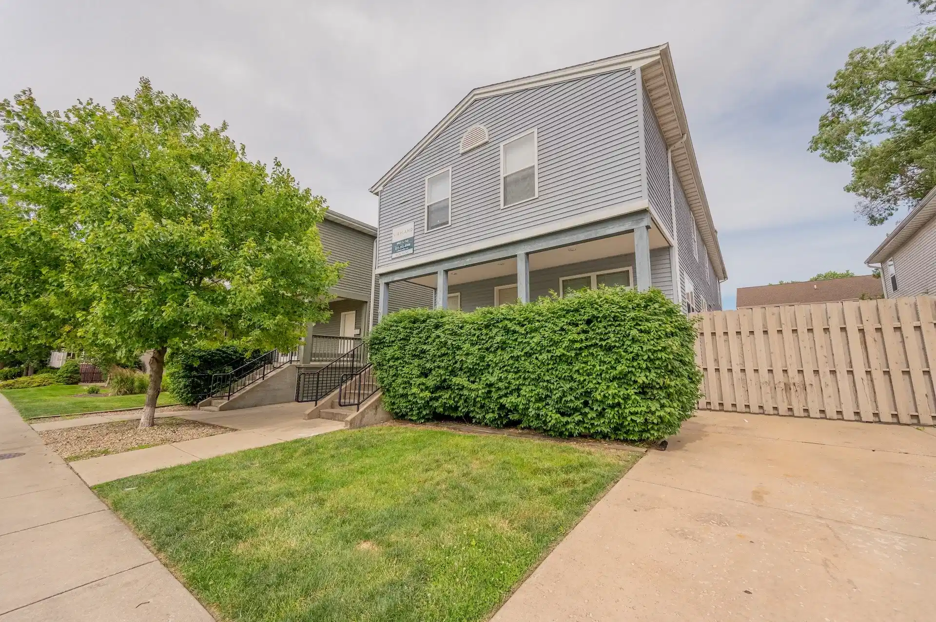 908 S Oak St, Champaign - Champaign, Illinois, United States - Exterior