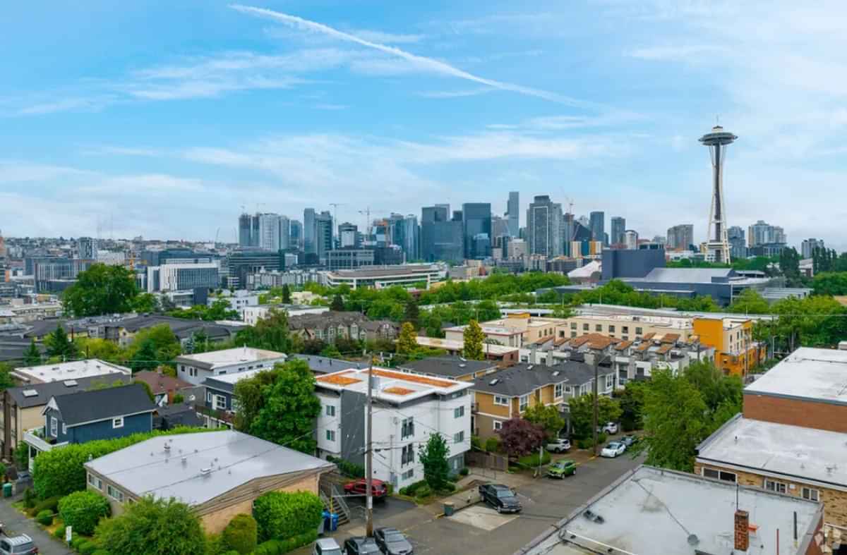 Vistana Apartments, Seattle - Seattle, Washington, United States - Exterior