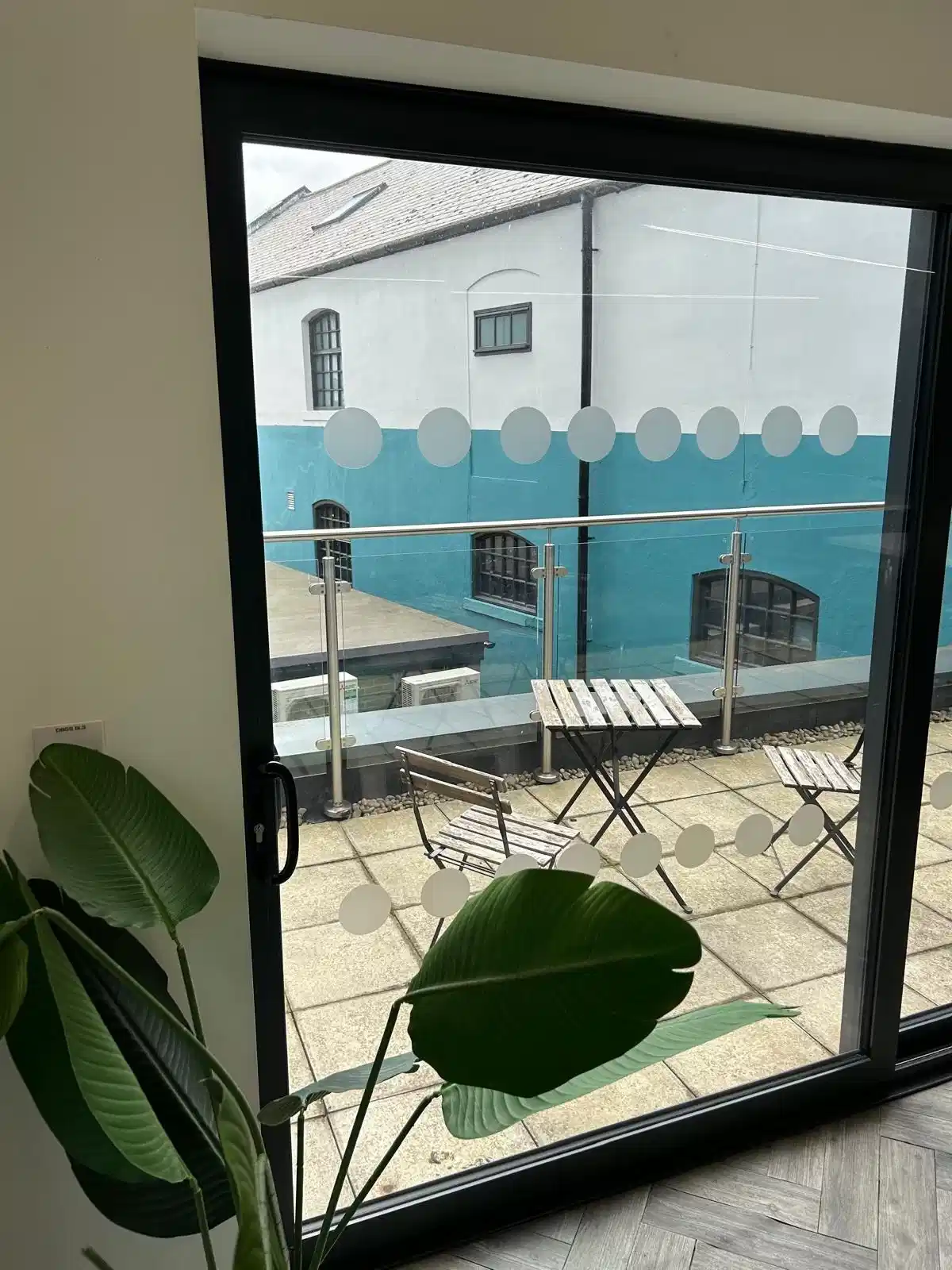 Opto, Newcastle Upon Tyne - Newcastle Upon Tyne, England, United Kingdom - Amenities