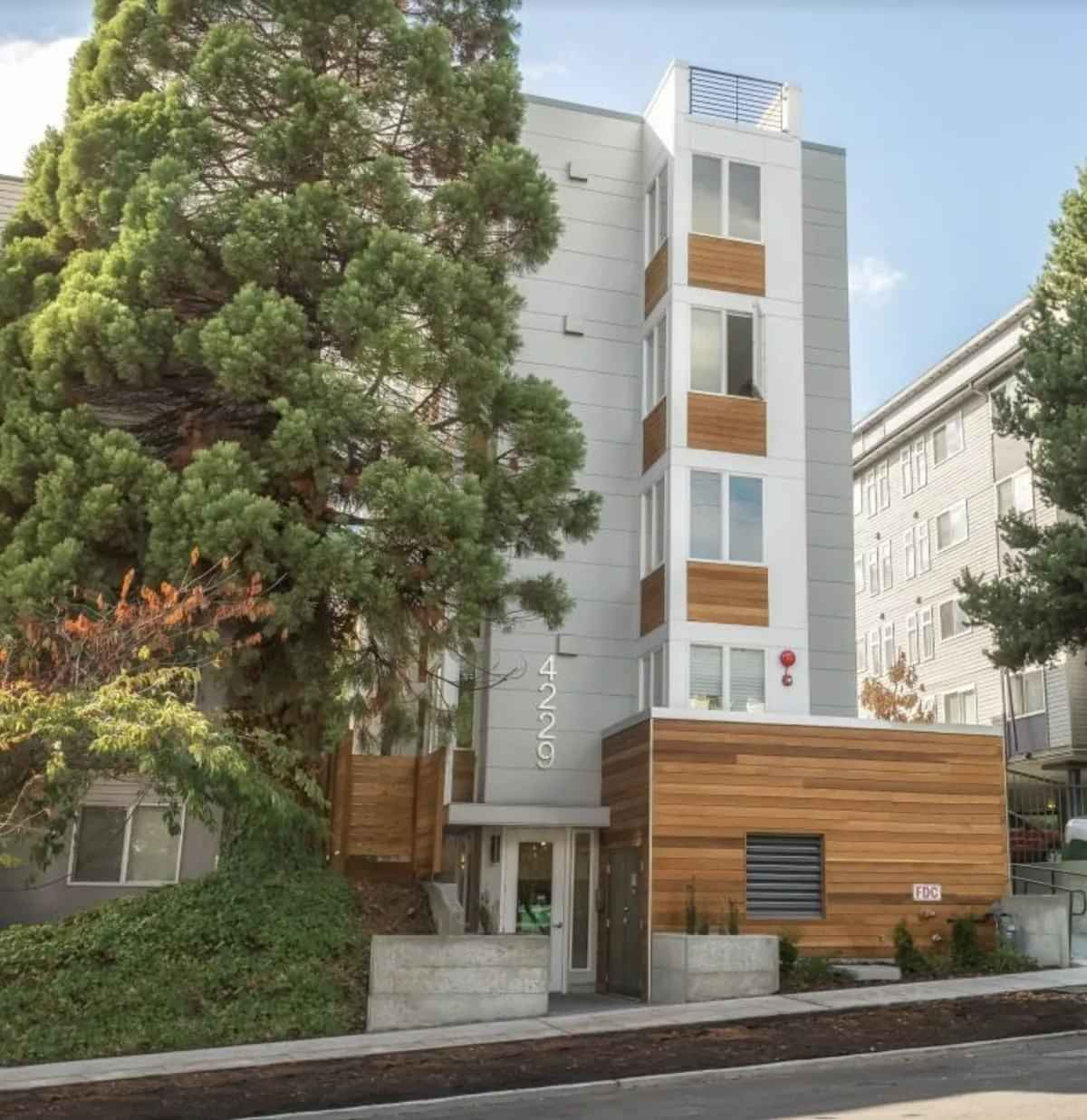 7th Ave Place, Seattle - Seattle, Washington, United States - Exterior