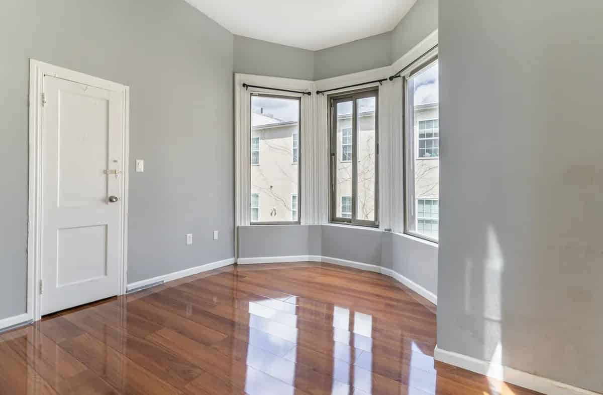 5 Beds 3 Baths - Bedroom?w=400&h=260&fit=crop&q=40&auto=format&trim=auto