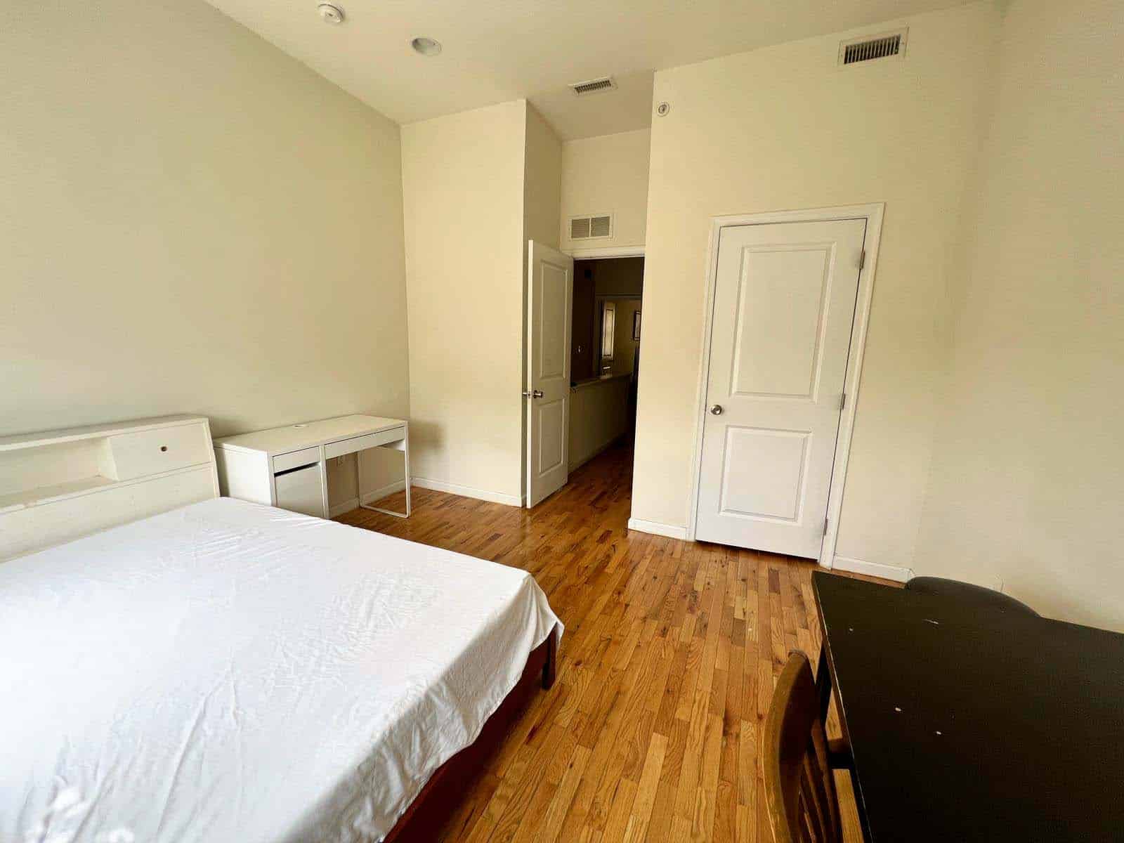 425 N Holly St, Philadelphia - Philadelphia, Pennsylvania, United States - Bedroom