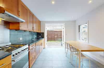 4 bedroom flat, Fabian Road, London - London, England, United Kingdom - kitchen