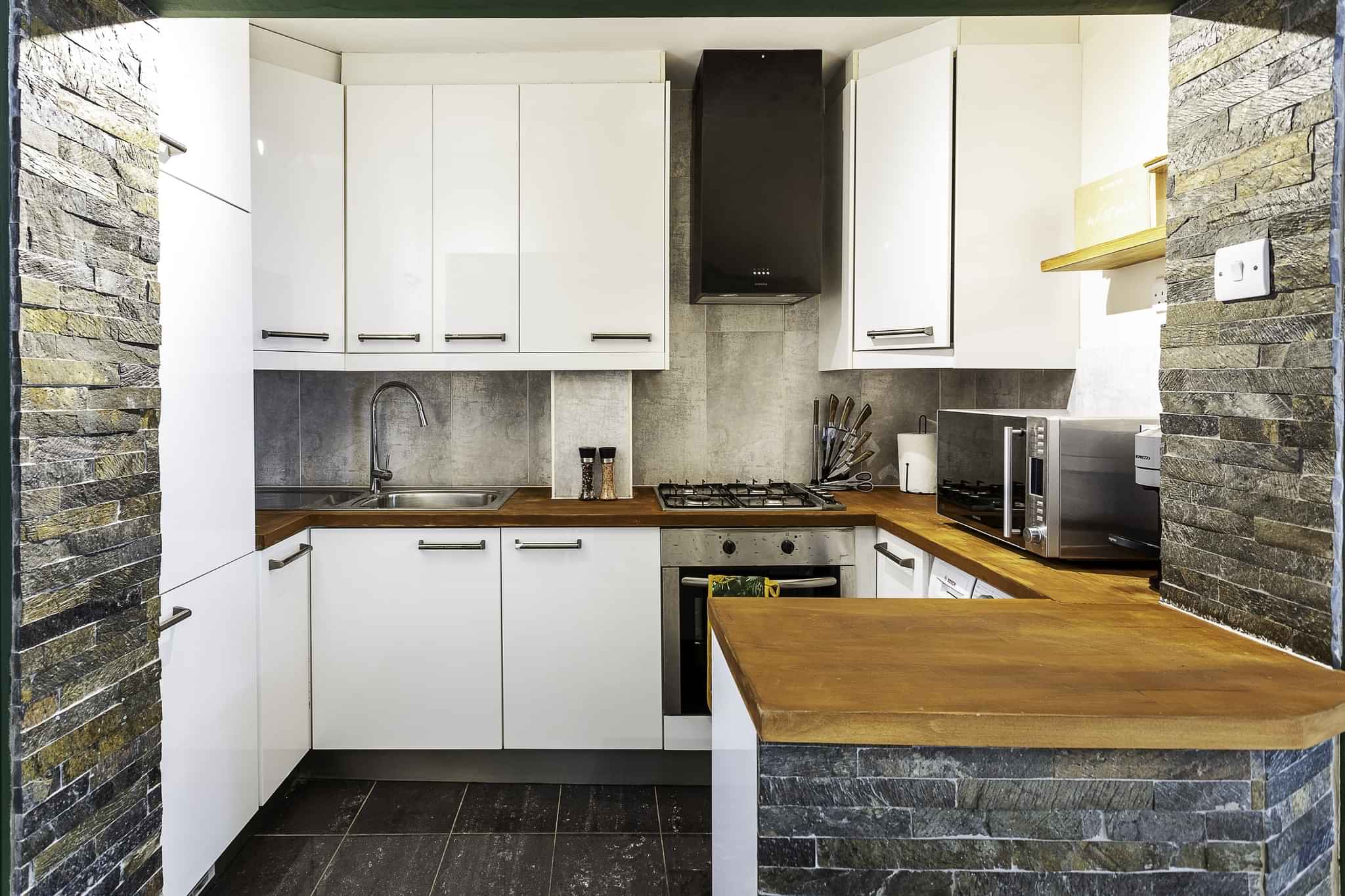 1 Bedroom Apartment, 341B Chiswick High Rd., Chiswick, London W4 4HS (14839) - London, England, United Kingdom - Kitchen