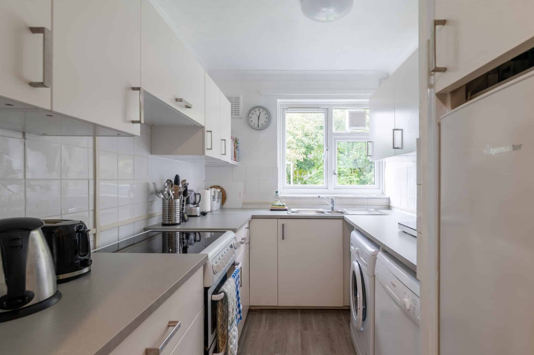 1 Bedroom Apartment, 35 Atney Rd, London SW15 2PS (12186) - London, England, United Kingdom - Kitchen