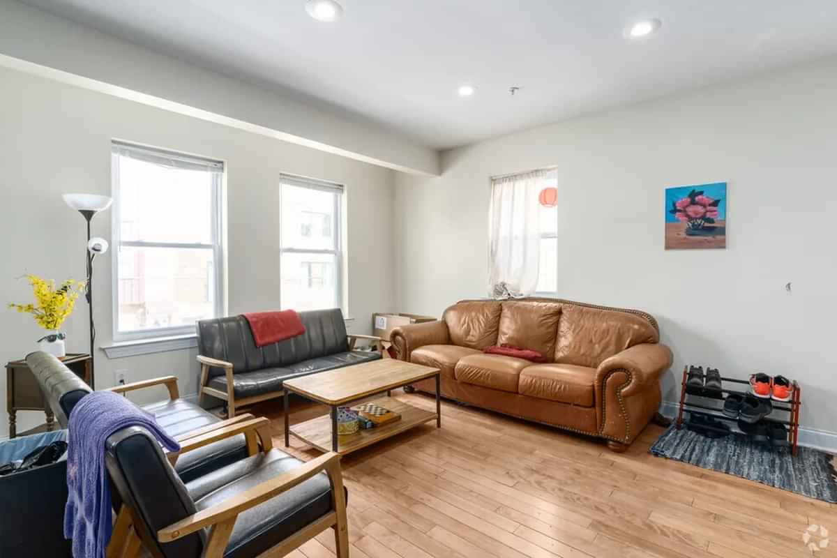420 N 40th St, Philadelphia - Philadelphia, Pennsylvania, United States - Room