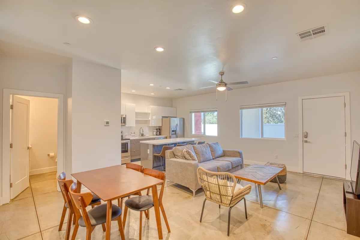 1333 E Drachman St, Tucson - Tucson, Arizona, United States - Common Area