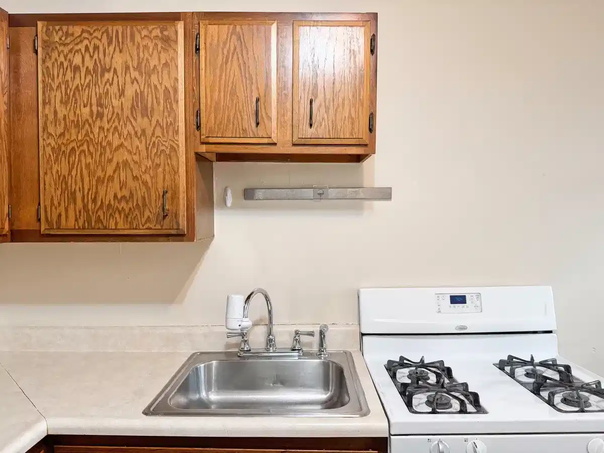 5725 Phillips Ave, Pittsburgh - Pittsburgh, Pennsylvania, United States - Kitchen