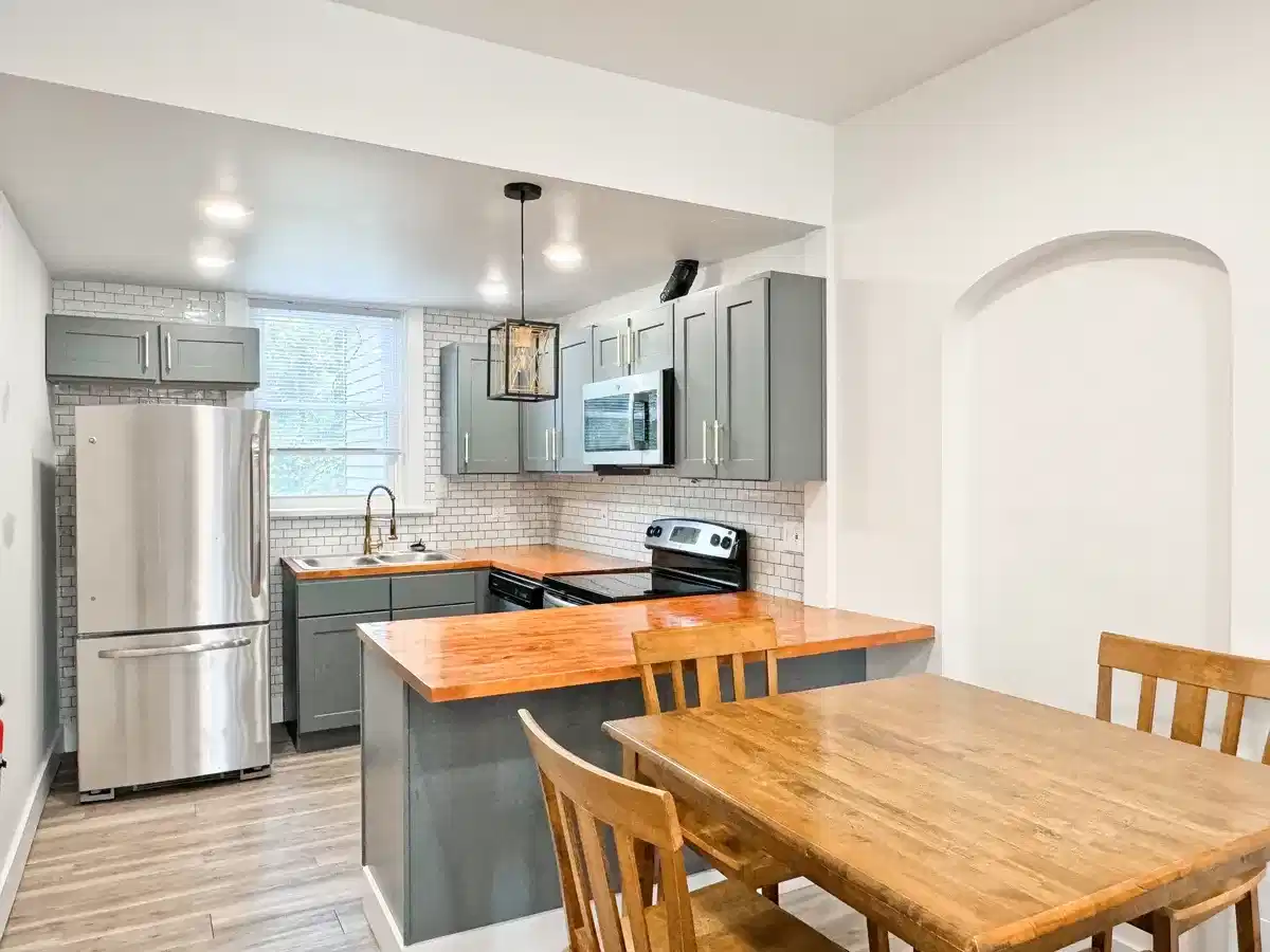 5845 Phillips Ave, Pittsburgh - Pittsburgh, Pennsylvania, United States - Kitchen