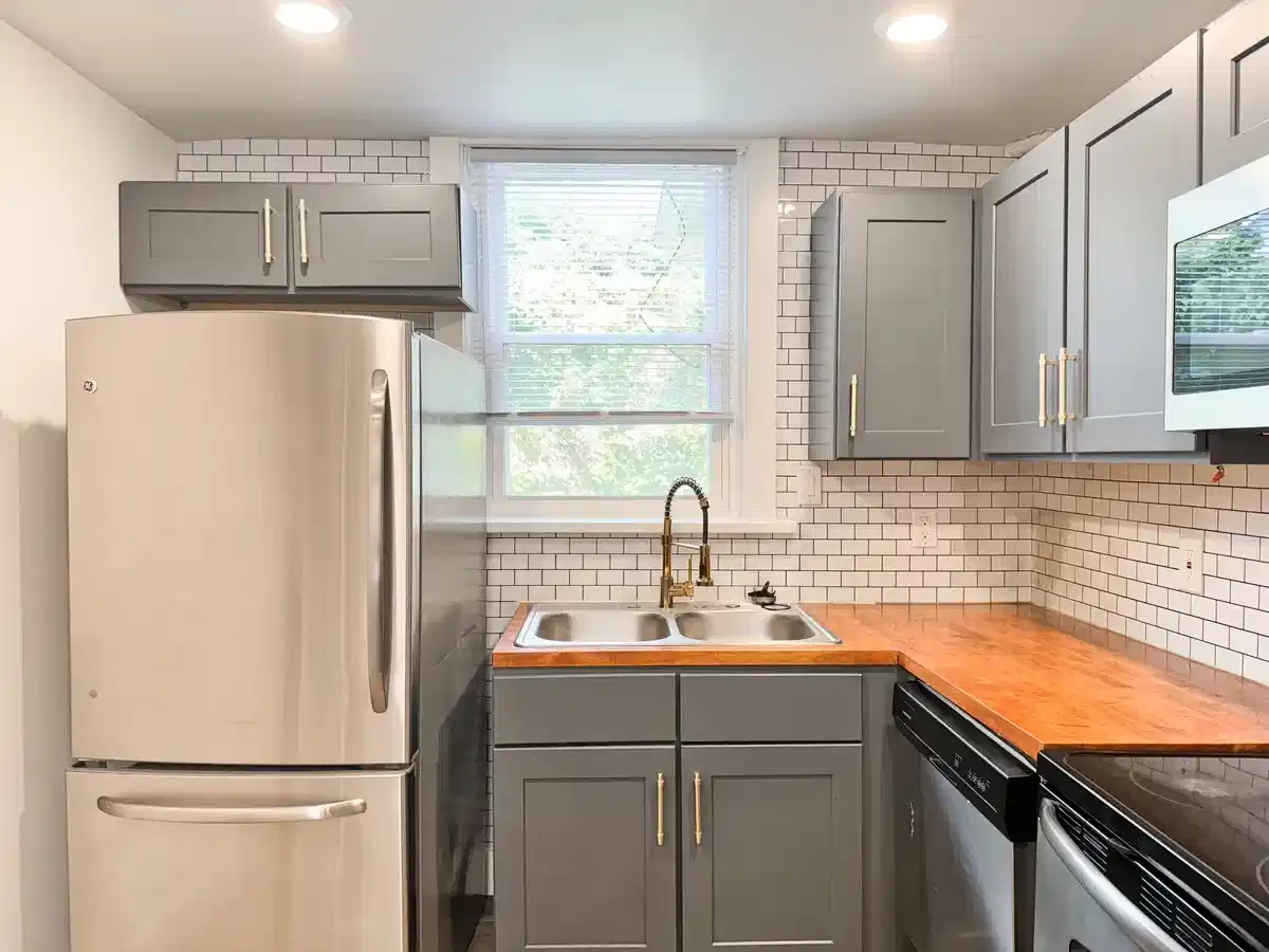 5845 Phillips Ave, Pittsburgh - Pittsburgh, Pennsylvania, United States - Kitchen