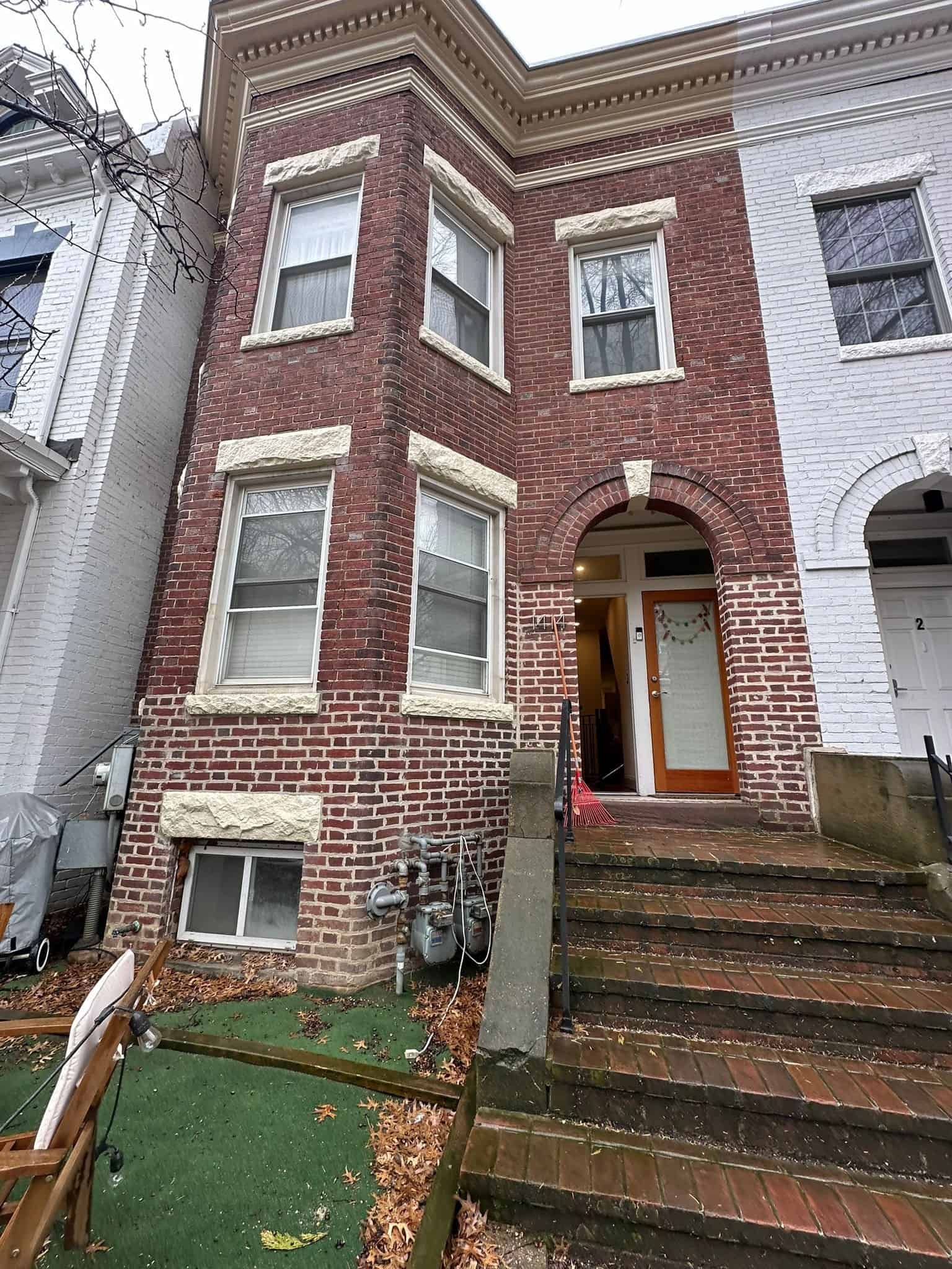 ?w=400&h=260&fit=crop&q=40&auto=format&trim=auto