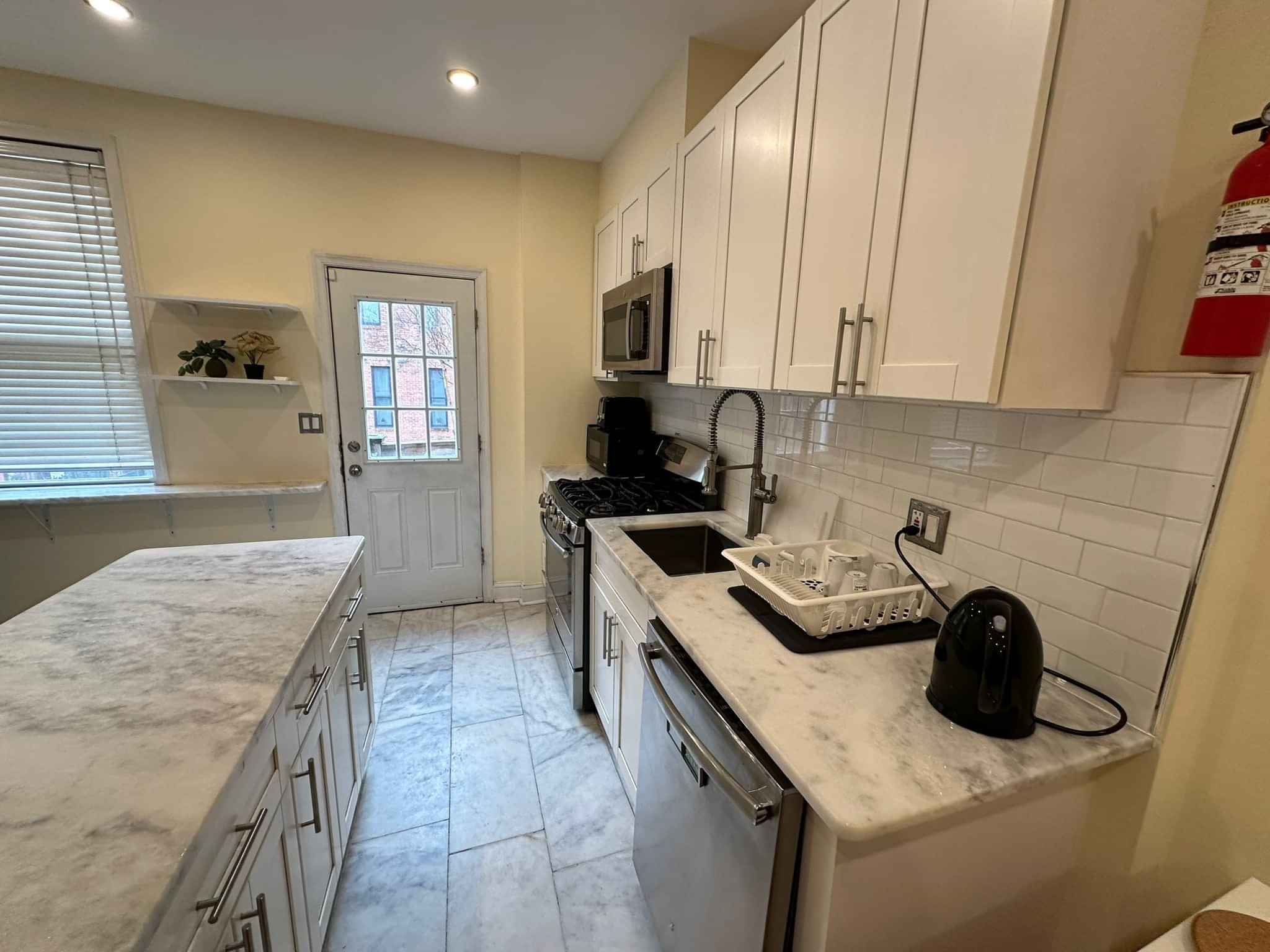Florida Ave, Washington DC - Washington DC, District of Columbia, United States - Silver Room 2 - Kitchen
