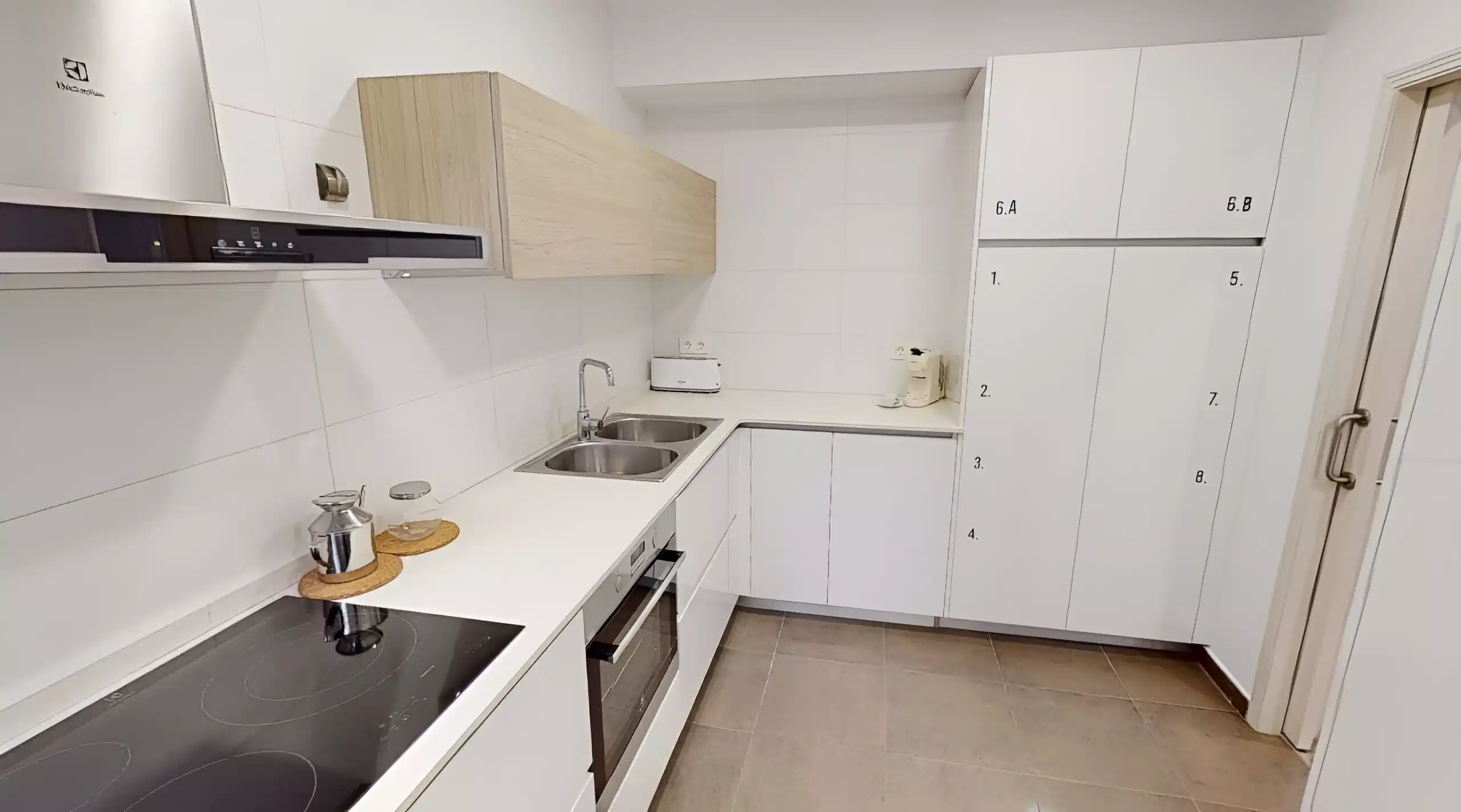 Common Area?w=400&h=260&fit=crop&q=40&auto=format&trim=auto