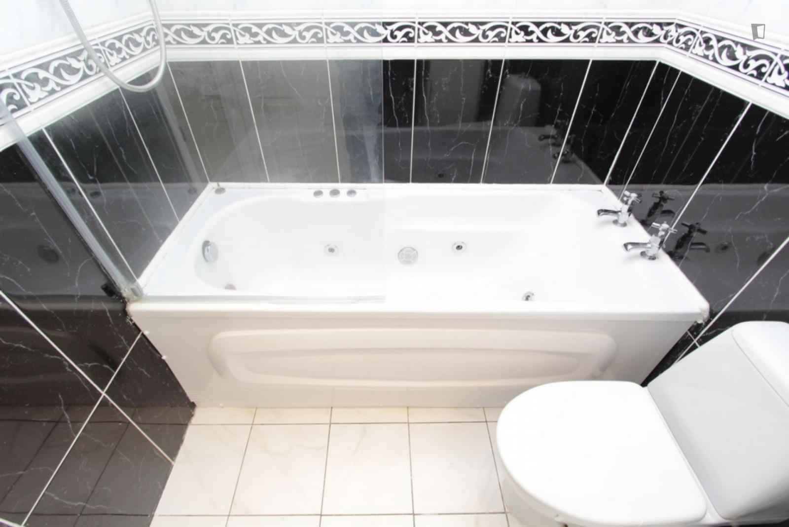 4 bedroom house, Salmen Road - London, England, United Kingdom - Bedroom 1  - Bathroom