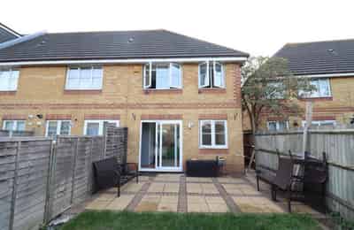 5 bedroom house, Galleons Drive - London, England, United Kingdom - Exterior