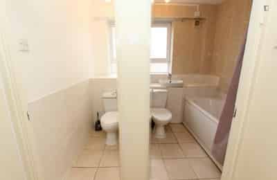 4 bedroom apartment, Priory Road - London, England, United Kingdom - Bedroom 1 - Bathroom