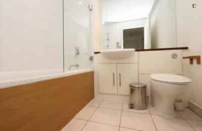3 bedroom apartment, Metcalfe Court - London, England, United Kingdom - Bedroom 3 - Bathroom