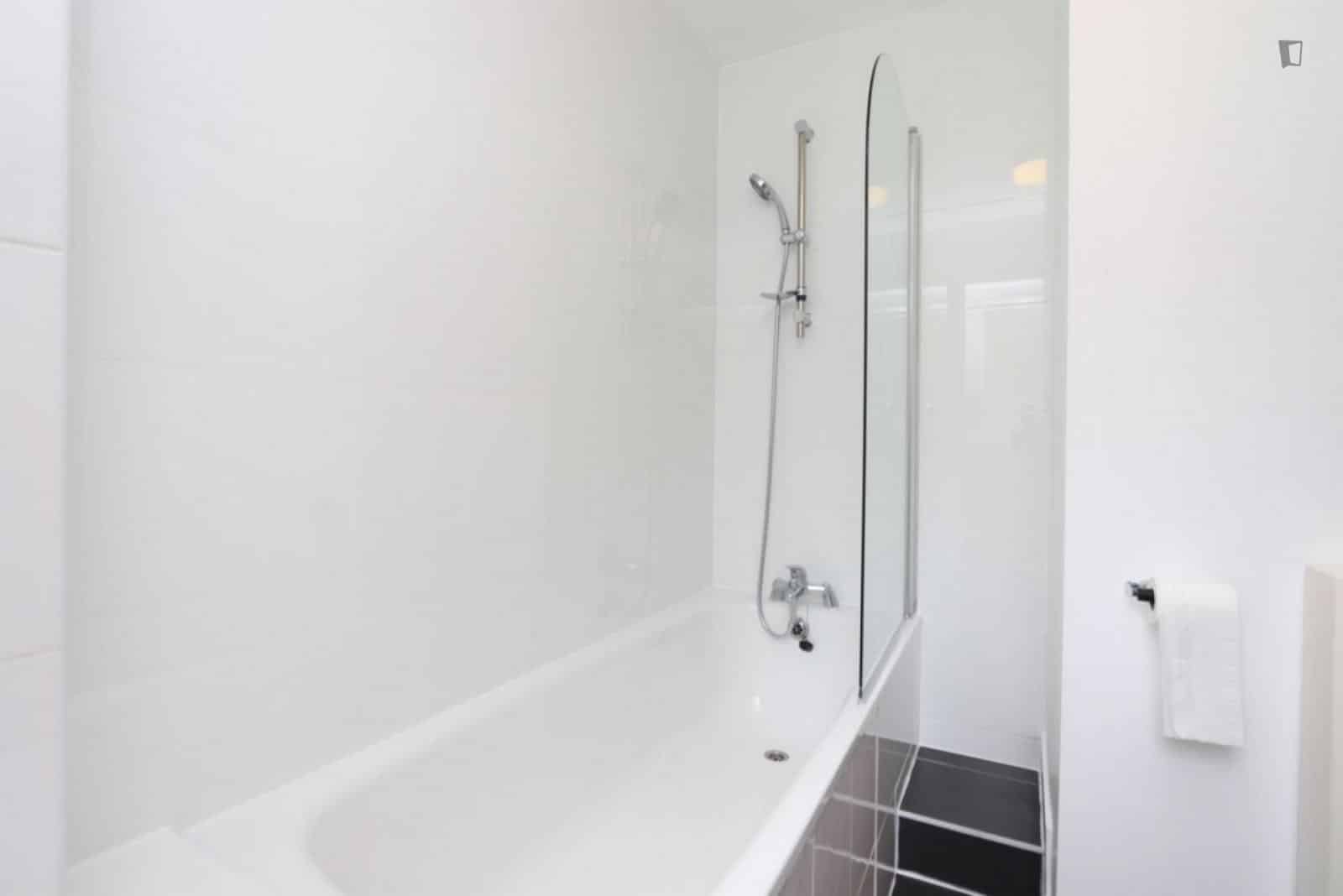 3 bedroom apartment, Drywater Flats, Phoenix Wharf Road - London, England, United Kingdom - Bedroom 1  - Bathroom