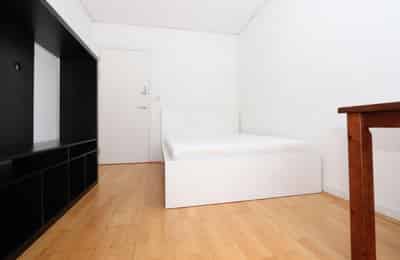 4 bedroom apartment, Alamaro Lodge,Renaissance Walk - London, England, United Kingdom - Room 1 - Bedroom