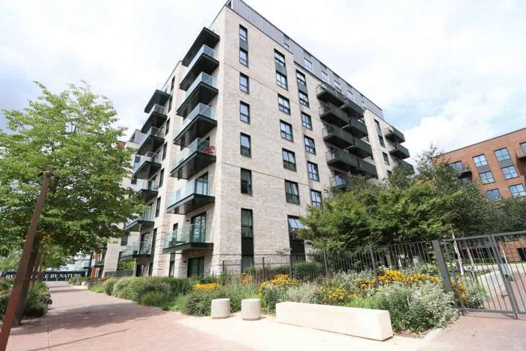 4 bedroom apartment, Watson House, 4 Greenleaf Walk - London, England, United Kingdom - Exterior