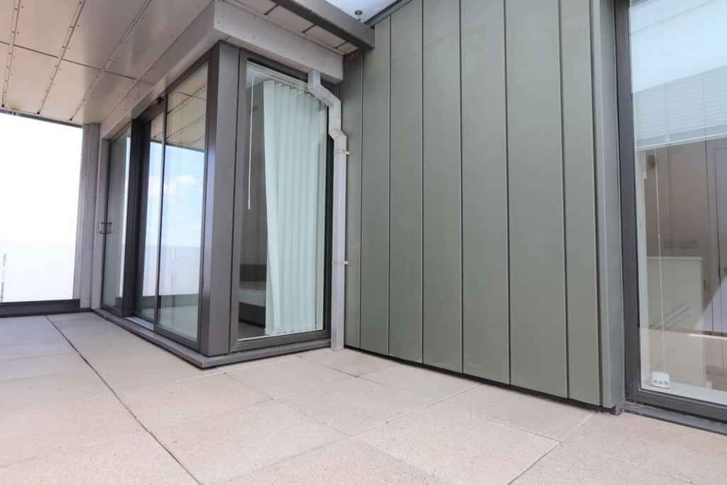 3 bedroom apartment, Barquentine Heights,4 Peartree Way - London, England, United Kingdom - Common Area