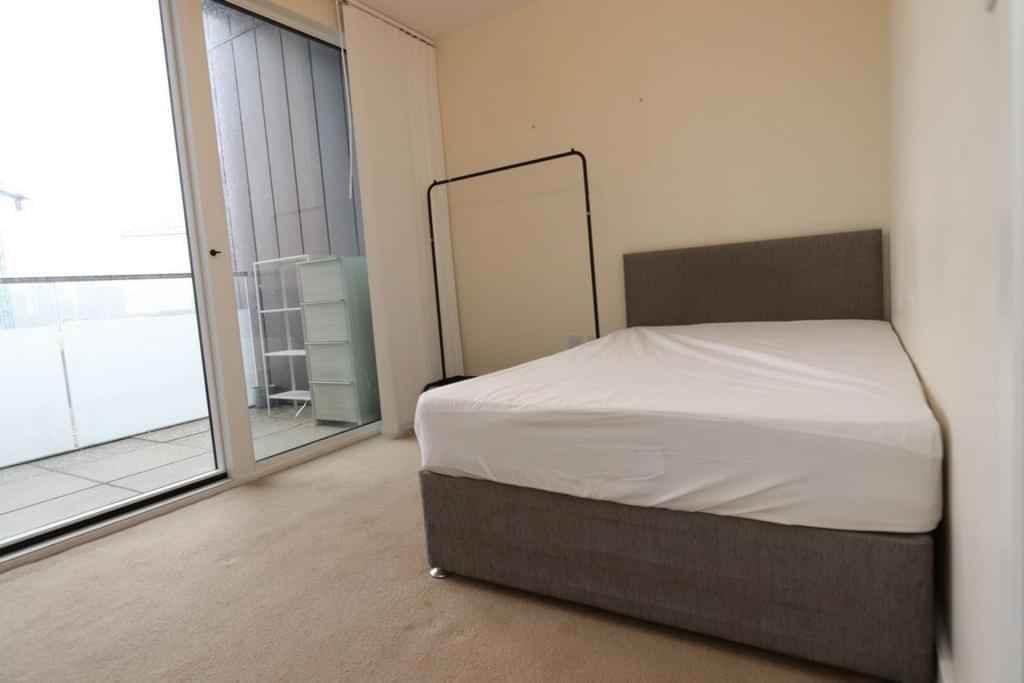 4 bedroom apartment, Barquentine Heights,4 Peartree Way - London, England, United Kingdom - Room 1 - Bedroom