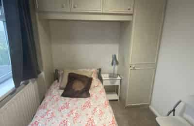 4 bedroom apartment, Adams Close - London, England, United Kingdom - Room 1 - Bedroom