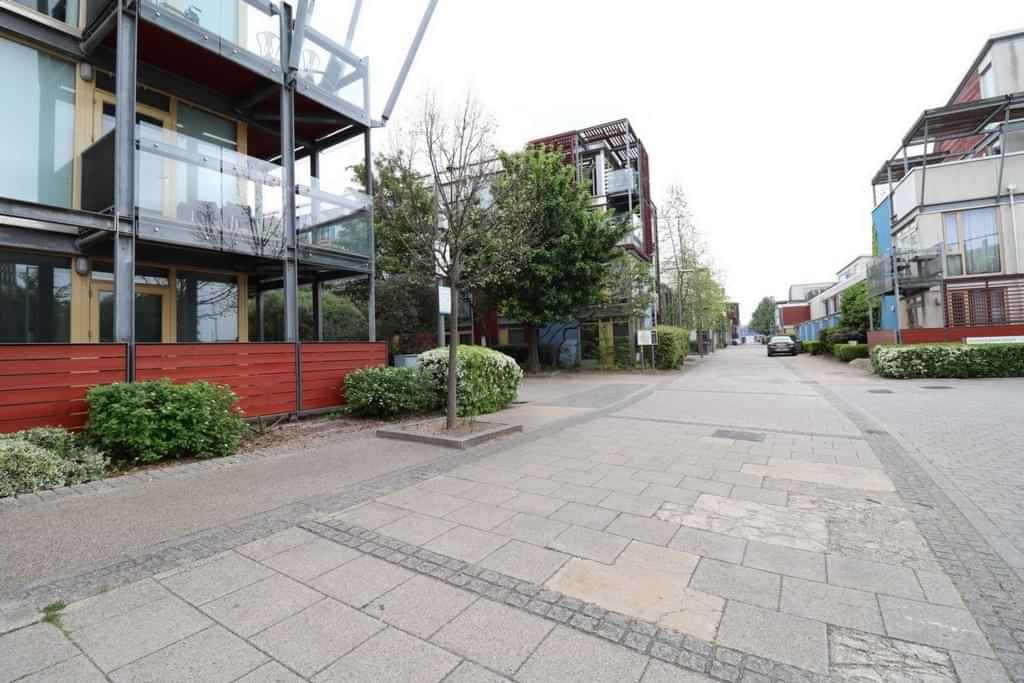 3 bedroom apartment, 64, School Square - London, England, United Kingdom - Exterior