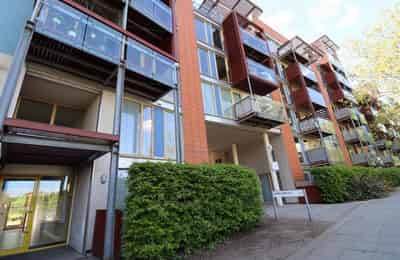 4 bedroom apartment, Farnsworth Court, West Parkside - London, England, United Kingdom - Exterior