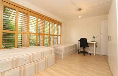 3 bedroom apartment, Ropemaker Road - London, England, United Kingdom - Room 1 - Bedroom