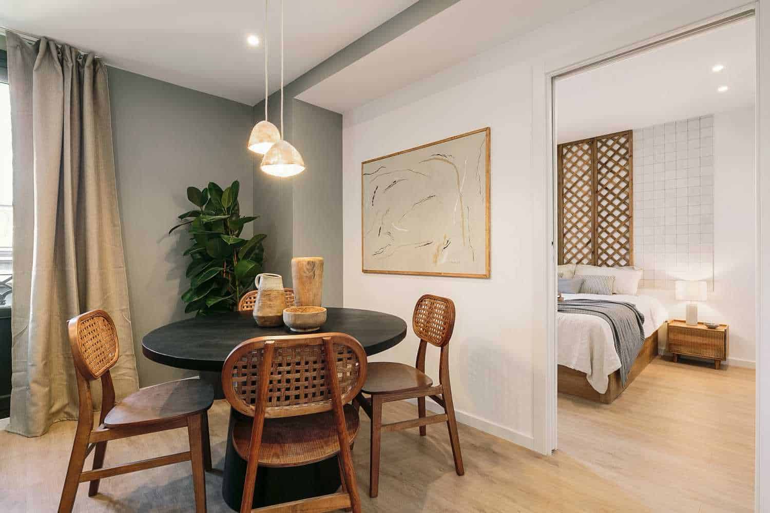 Common Area?w=400&h=260&fit=crop&q=40&auto=format&trim=auto