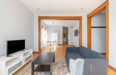 June Homes 60625, Chicago - Chicago, Illinois, United States - Common Area