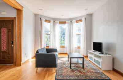 June Homes 60625, Chicago - Chicago, Illinois, United States - Common Area