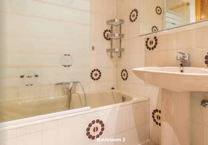 Kitchen?w=400&h=260&fit=crop&q=40&auto=format&trim=auto