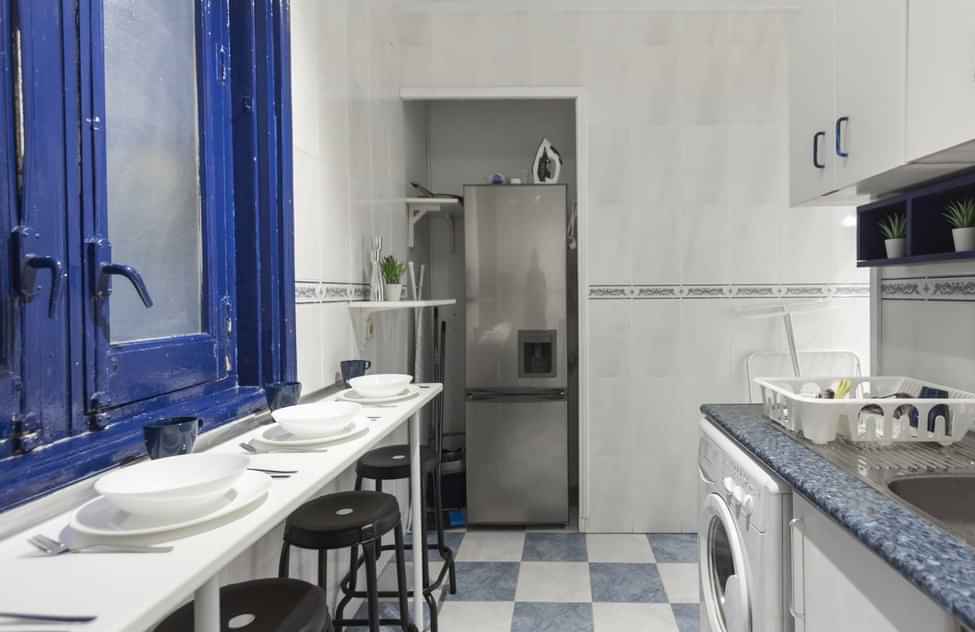 Santa Engracia, Madrid - Madrid, Spain - Kitchen