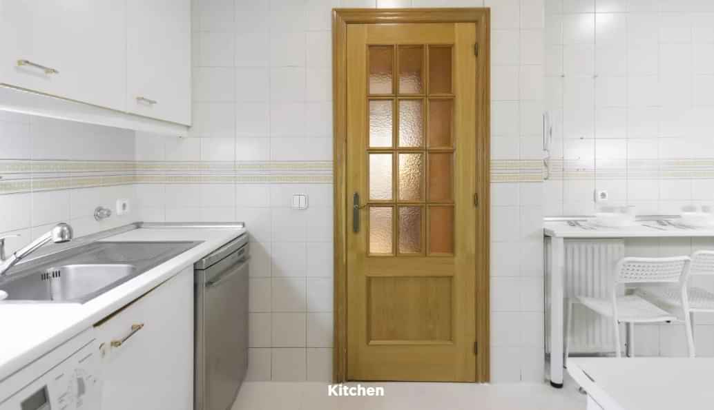 Caceres, Madrid - Madrid, Spain - Kitchen