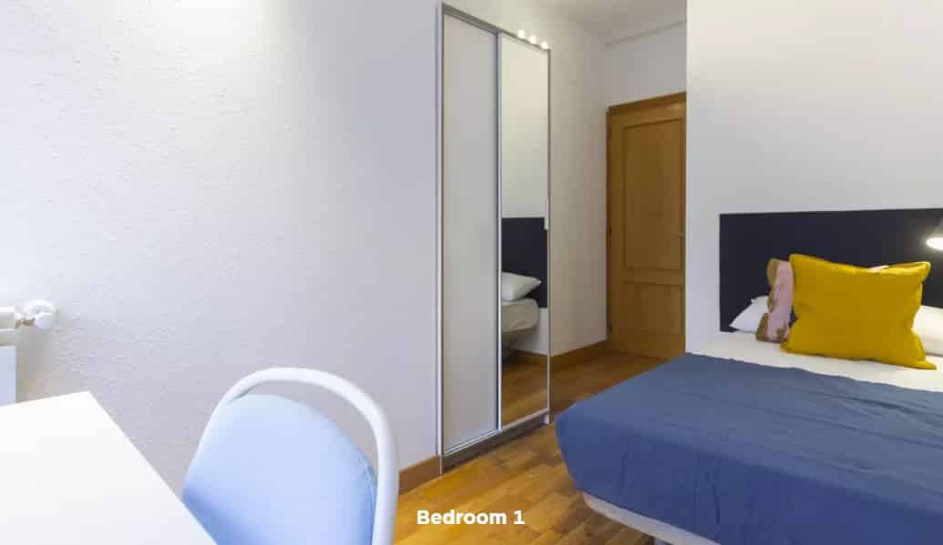 Kitchen?w=400&h=260&fit=crop&q=40&auto=format&trim=auto