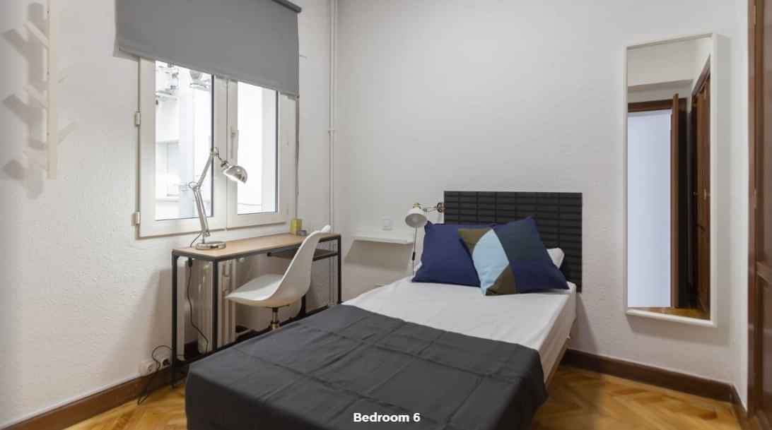 Kitchen?w=400&h=260&fit=crop&q=40&auto=format&trim=auto