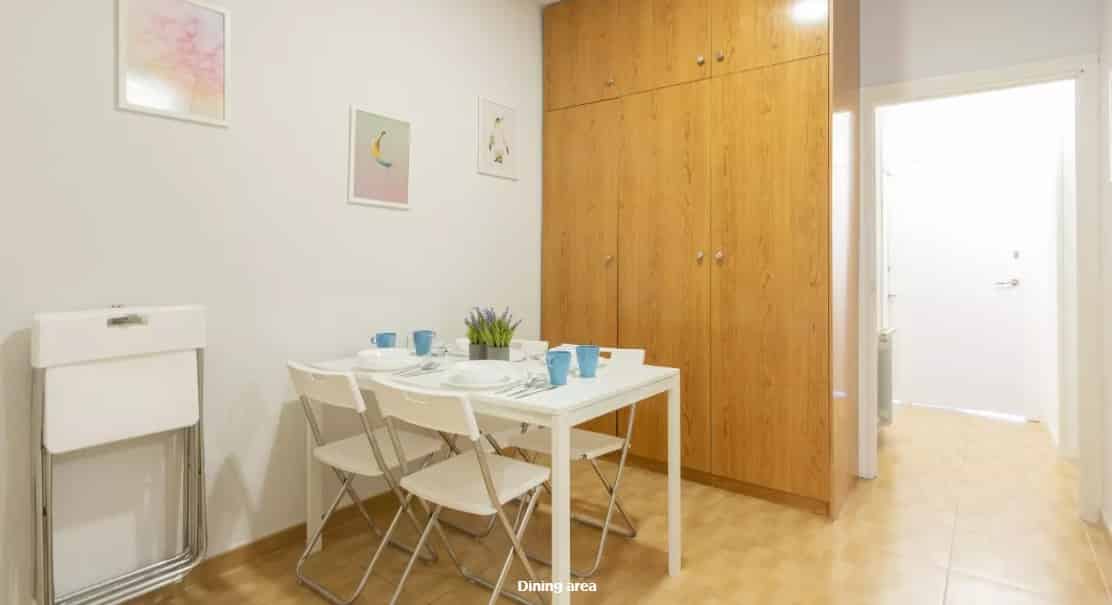 Plaza Tirso De Molina-Smart Rental Group, Madrid - Madrid, Spain - Amenities