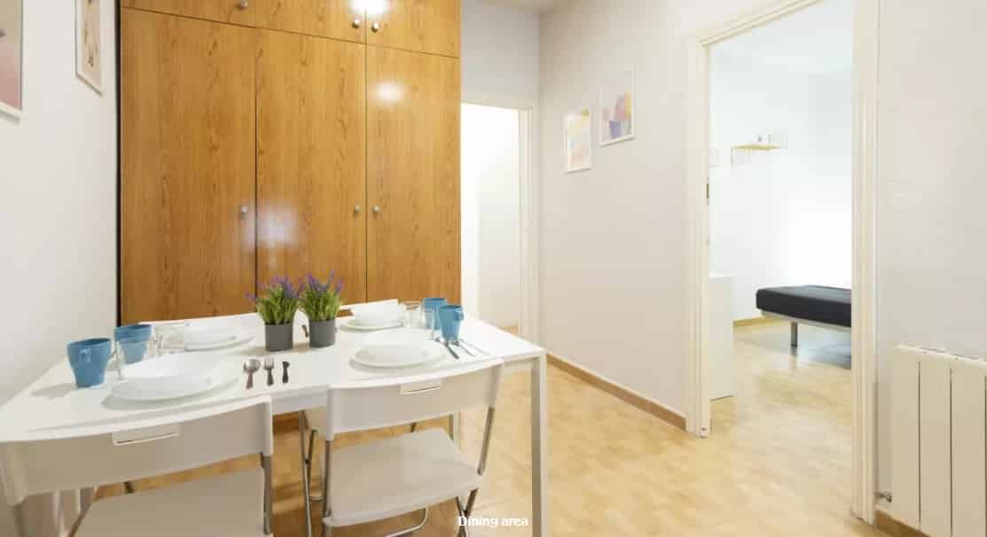 Plaza Tirso De Molina-Smart Rental Group, Madrid - Madrid, Spain - Amenities