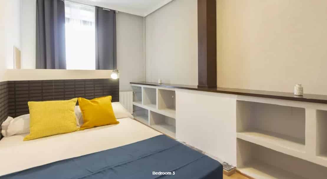 Amenities?w=400&h=260&fit=crop&q=40&auto=format&trim=auto