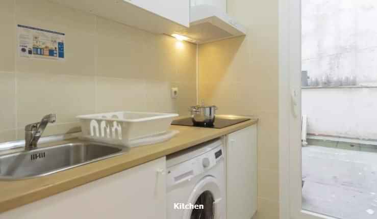 Monte Igueldo Av., Madrid - Madrid, Spain - Kitchen