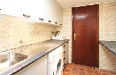 Ardemans, Madrid - Madrid, Spain - Kitchen