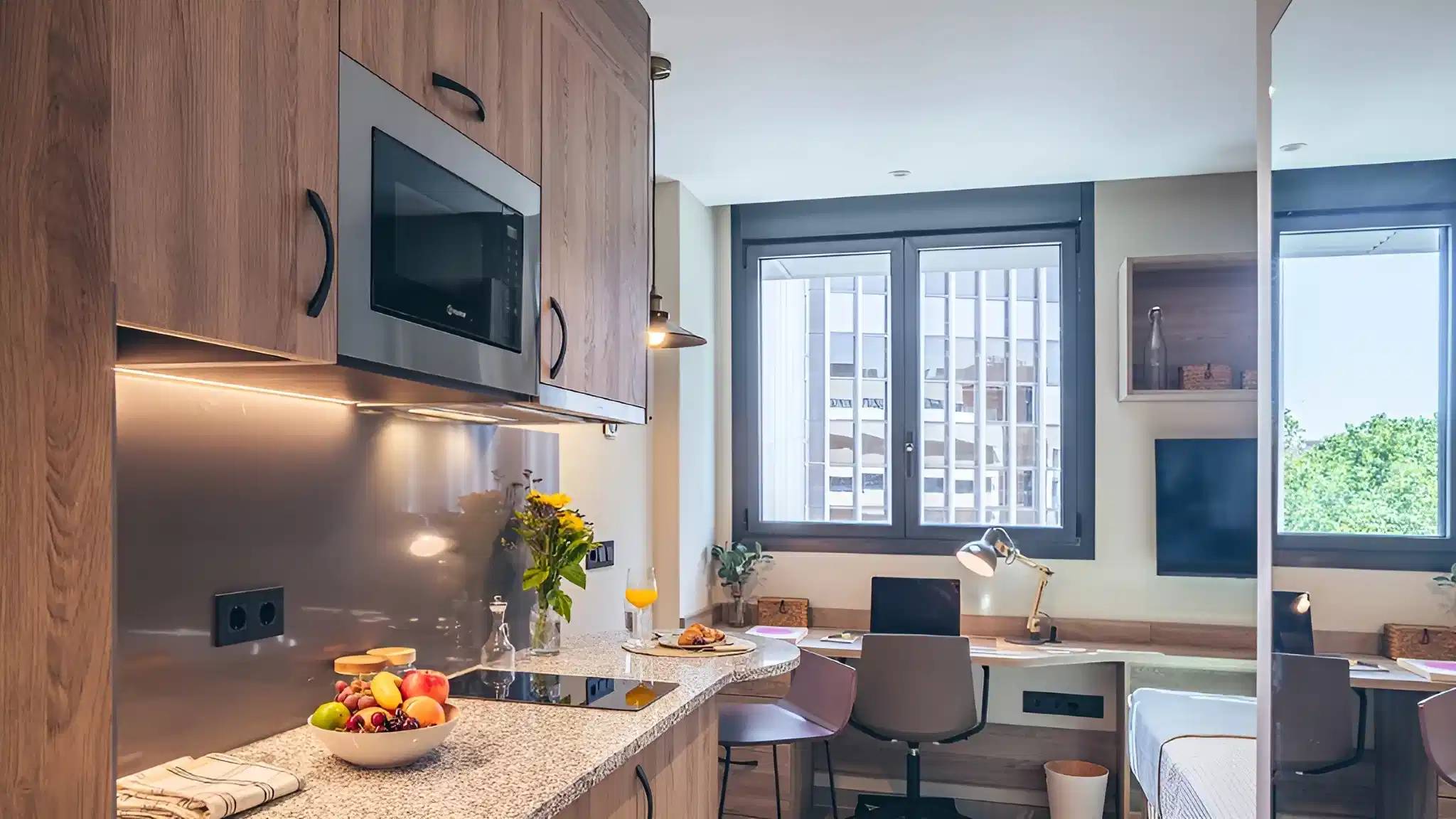 Amenities?w=400&h=260&fit=crop&q=40&auto=format&trim=auto