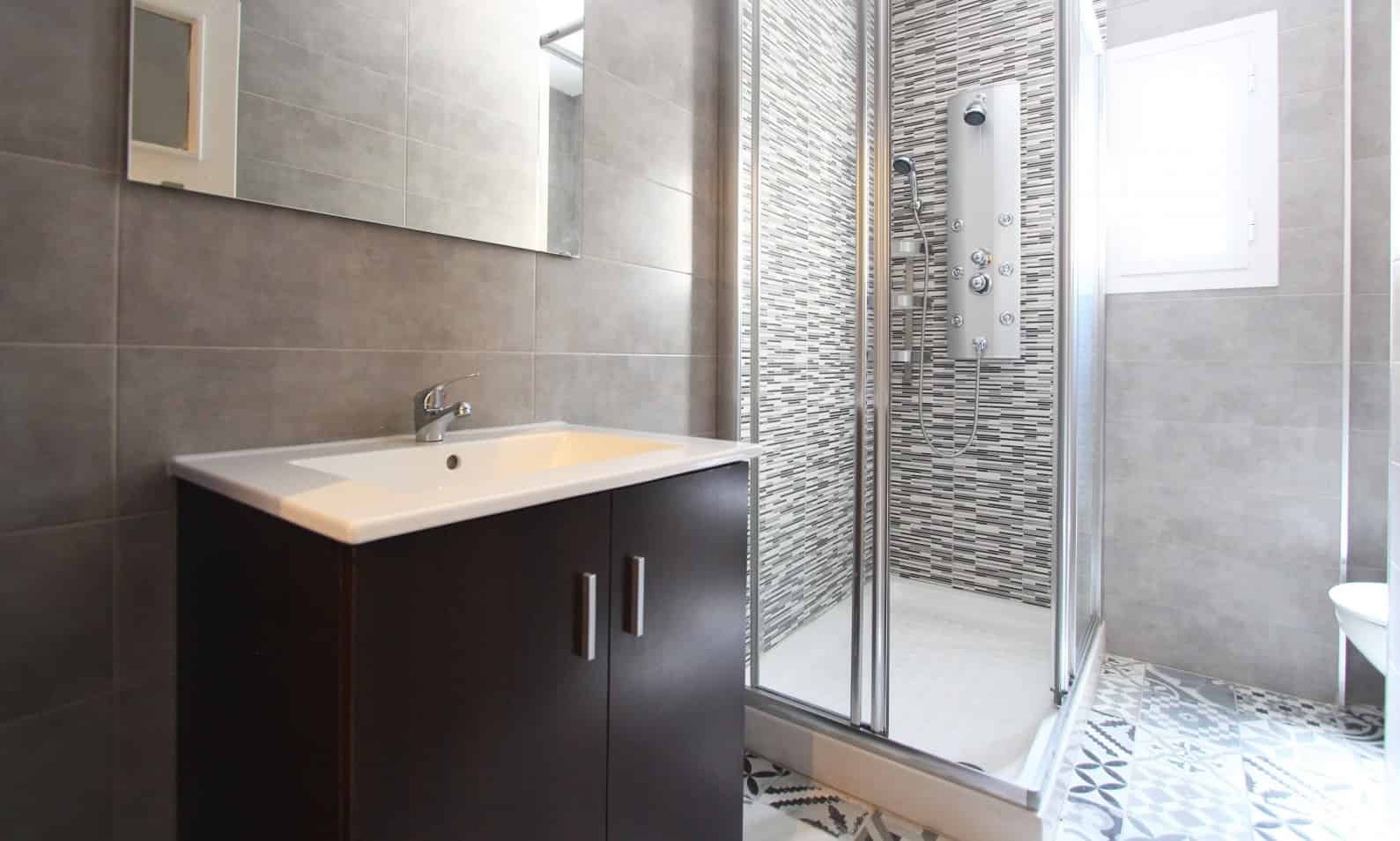 Guzman El Bueno, Madrid - Madrid, Spain - Bathroom