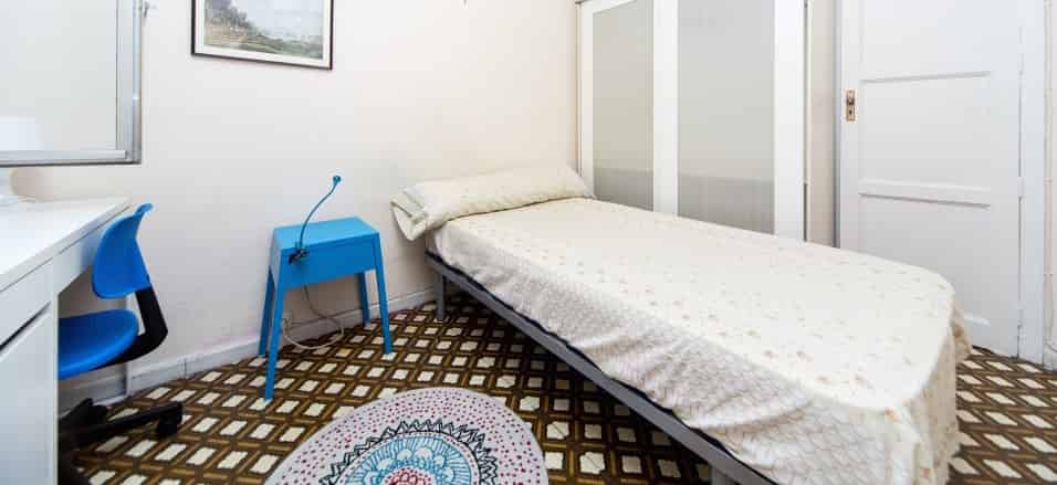 MOR-HAB 5 - Bedroom?w=400&h=260&fit=crop&q=40&auto=format&trim=auto