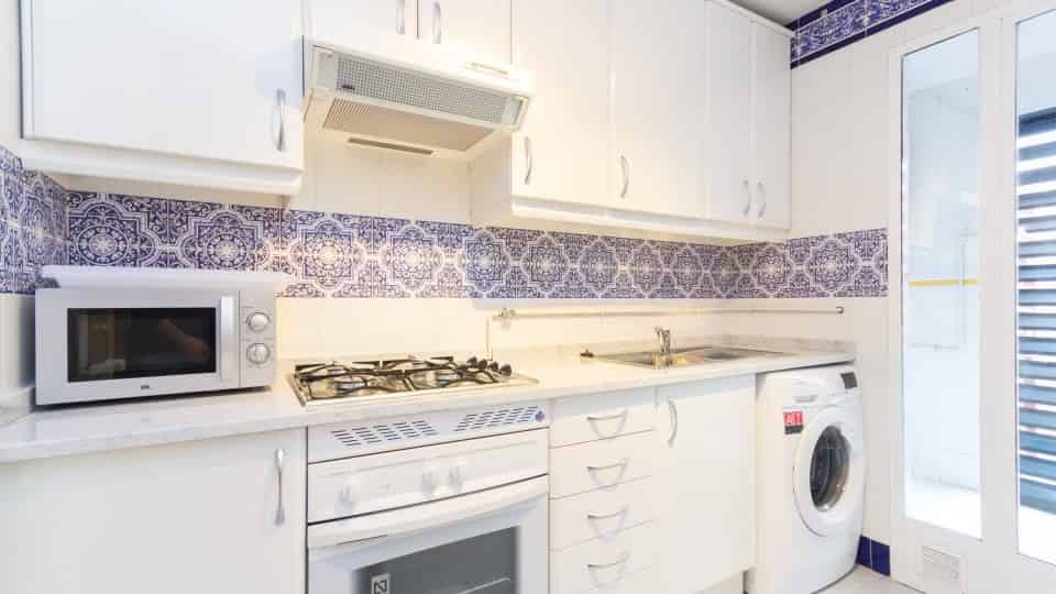 Limonero, Madrid - Madrid, Spain - Kitchen