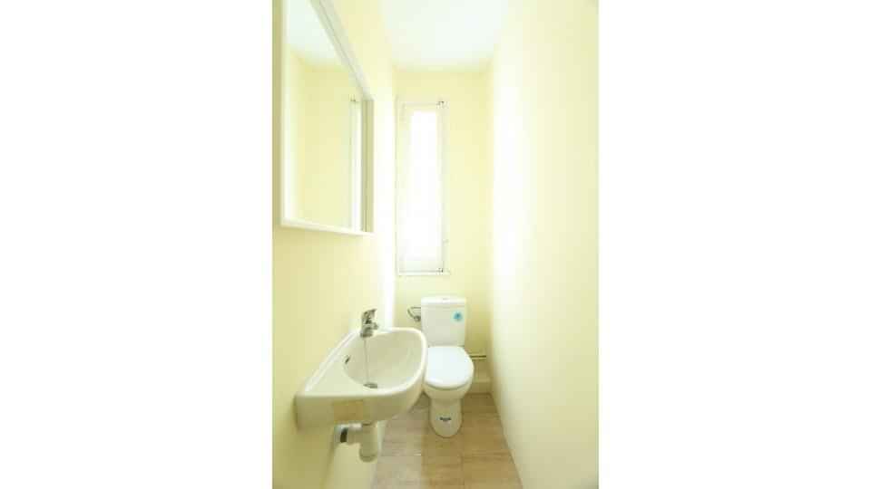 O'Donnell, Madrid - Madrid, Spain - Bathroom