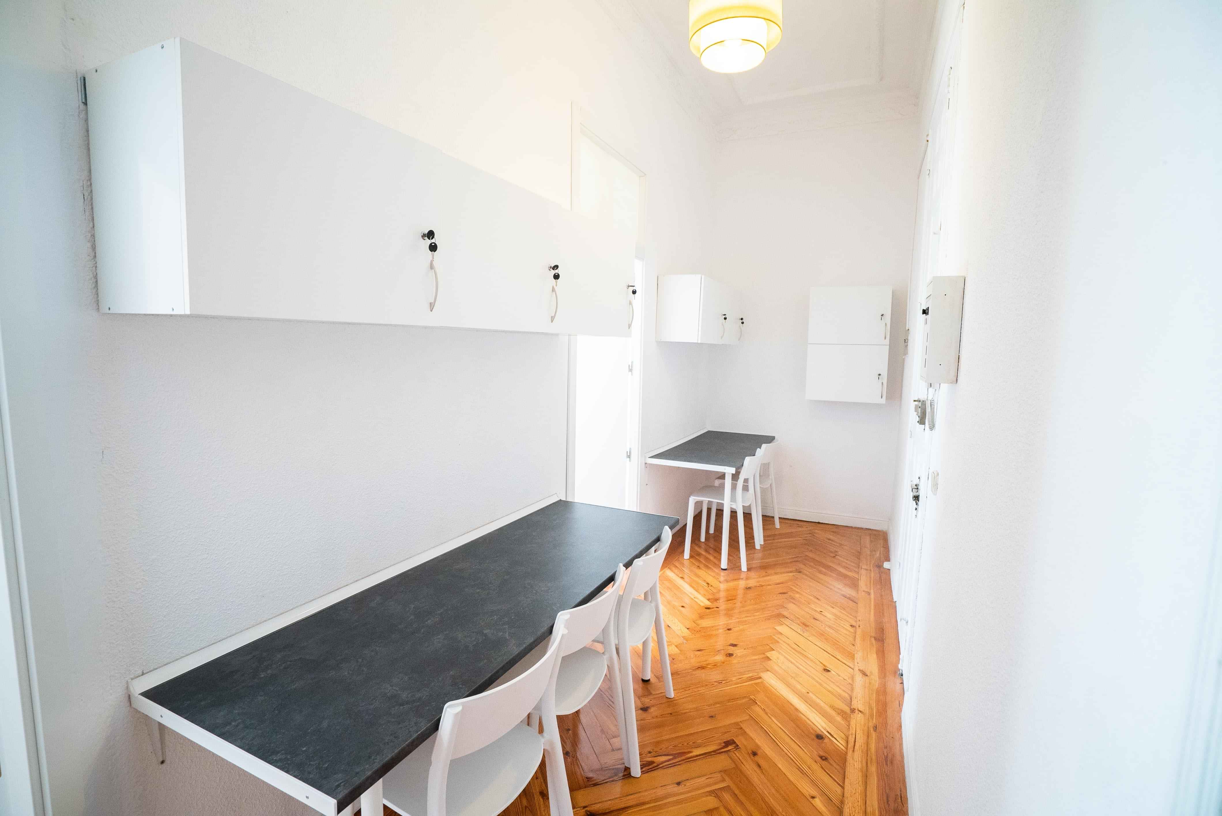 Opera Area, Madrid - Madrid, Spain - Amenities